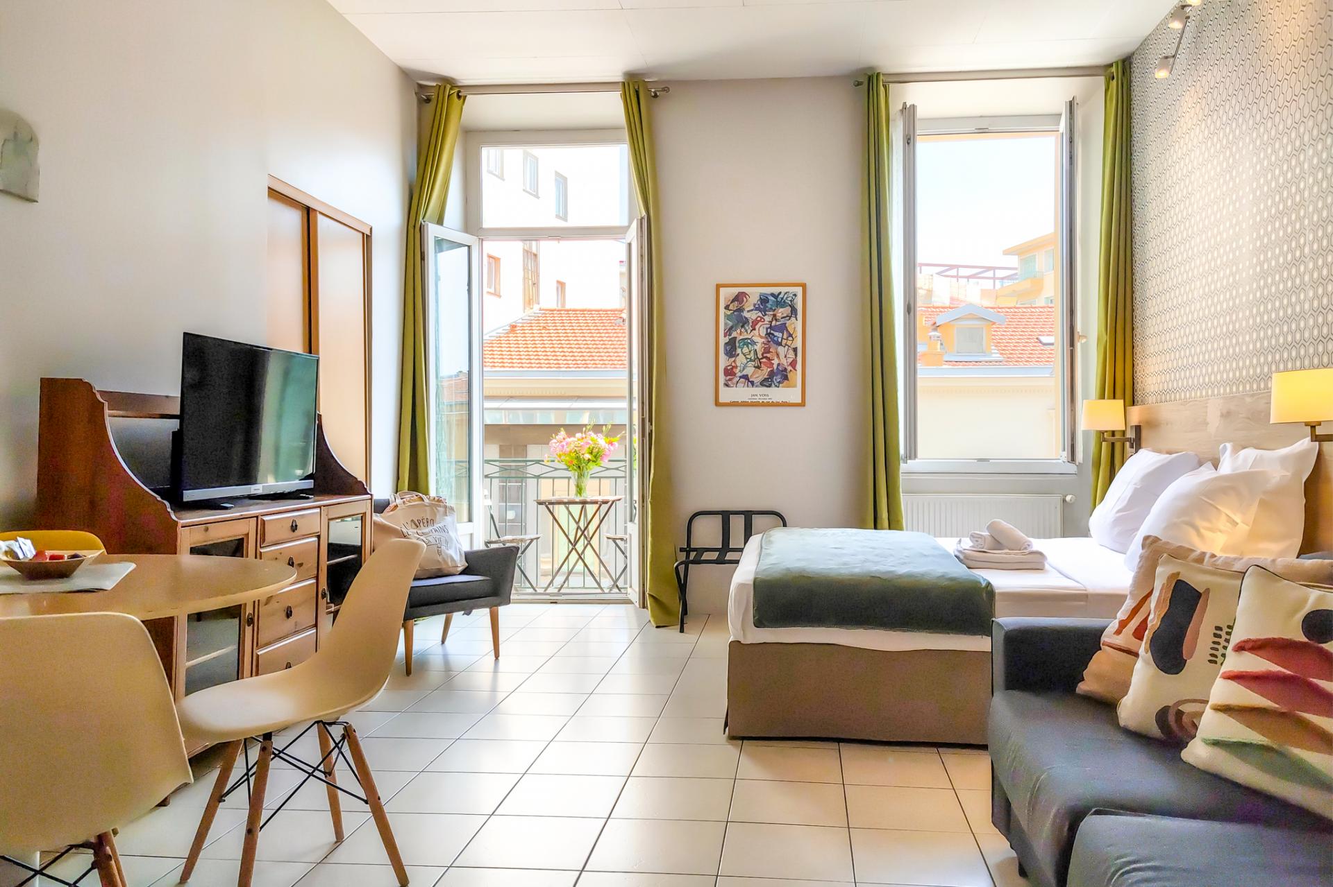 AMMI Nice Massena - Suite Junior avec Balcon