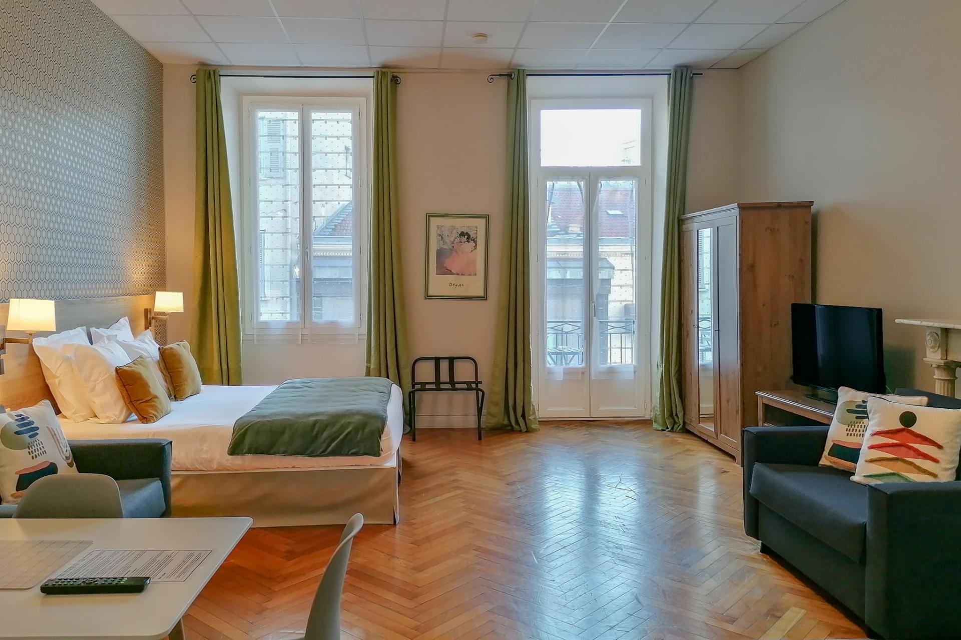 AMMI Nice Massena - Suite Junior avec Balcon