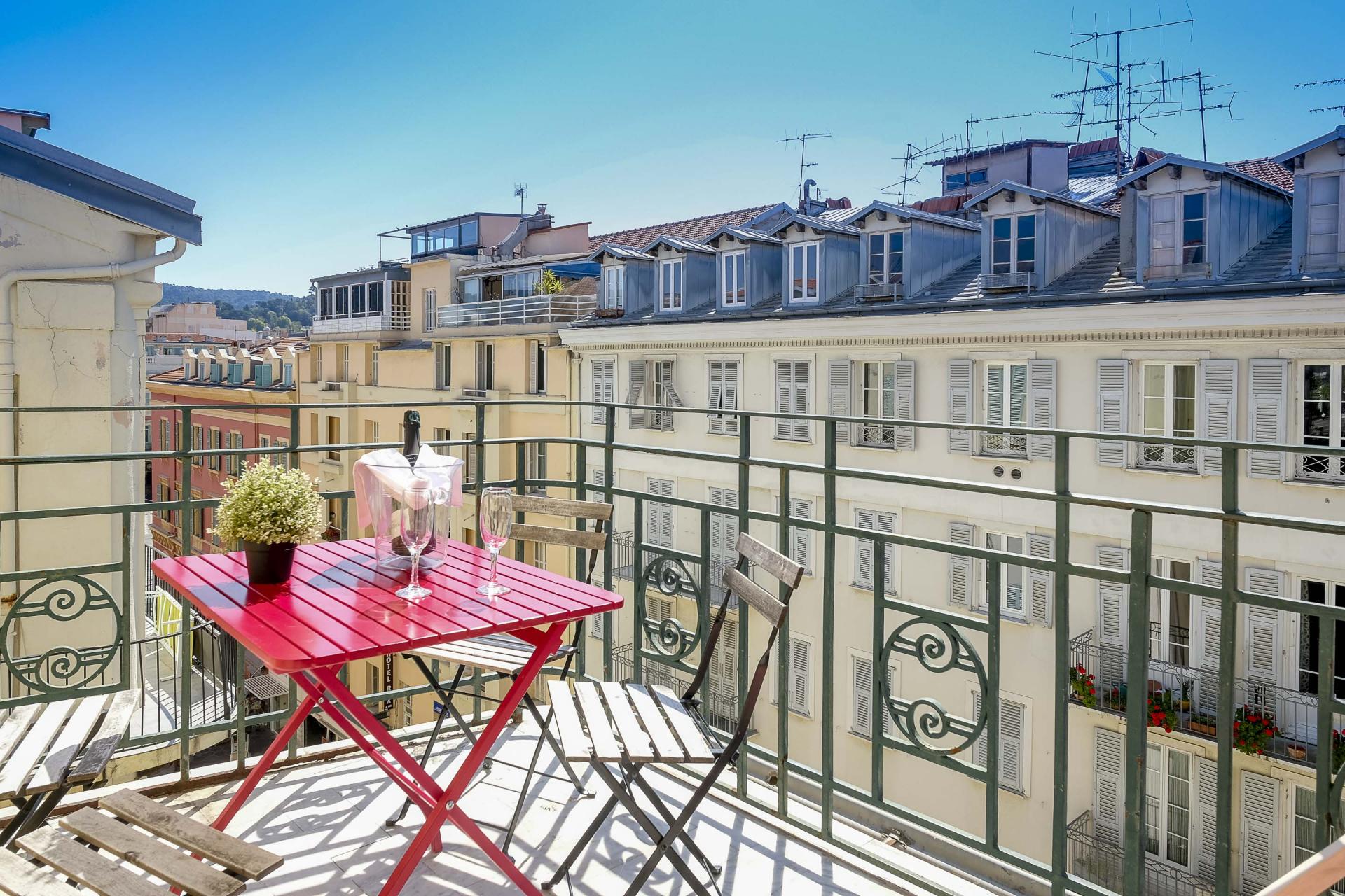 AMMI Nice Massena - Suite Junior avec Terrasse
