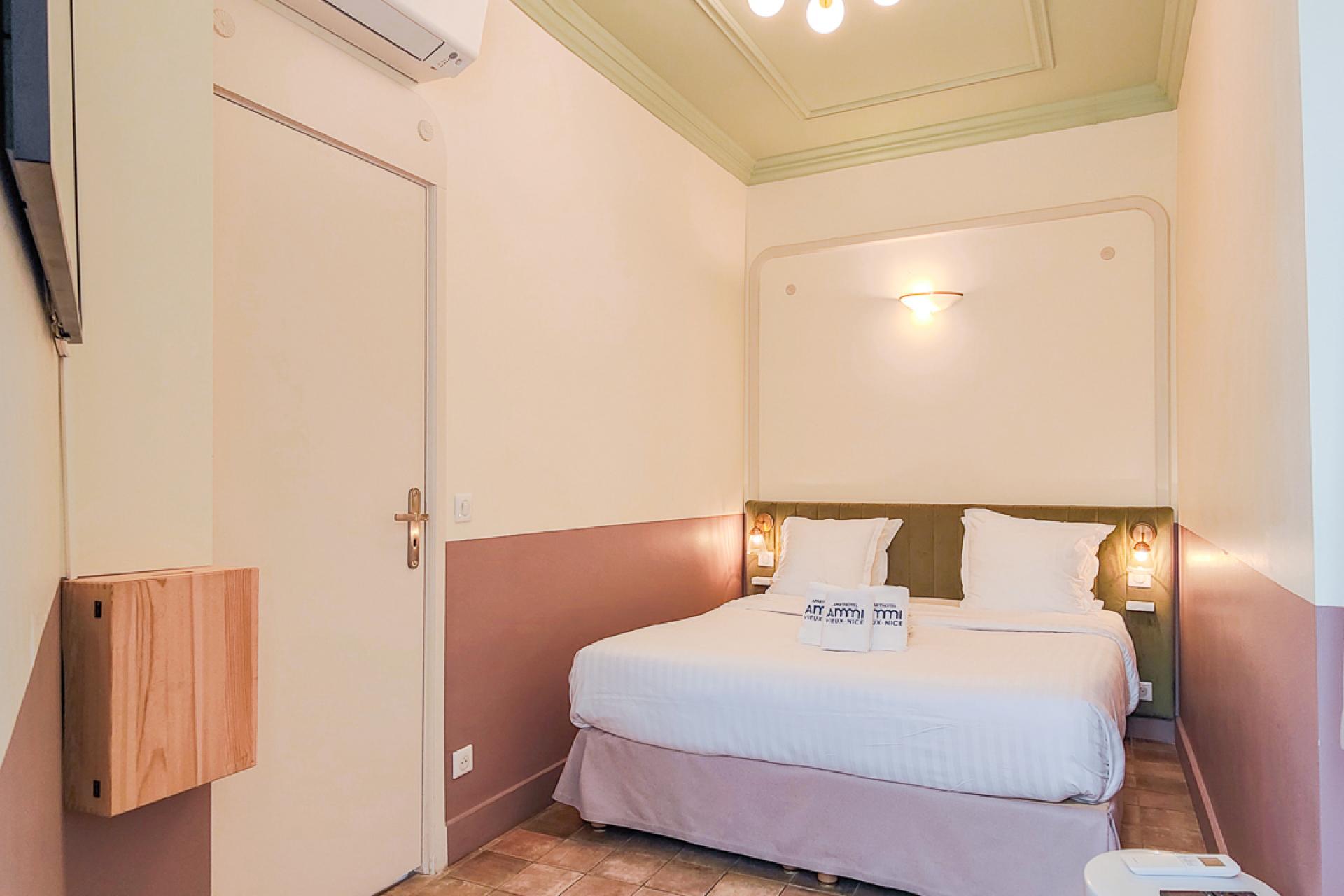AMMI Vieux Nice - 2P Balcon