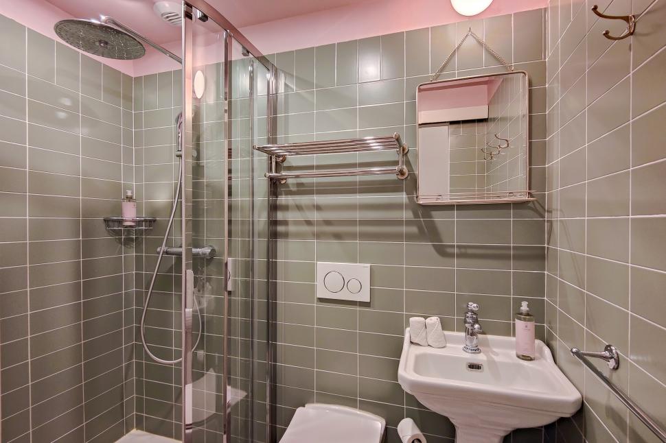 AMMI Vieux Nice - salle de bain