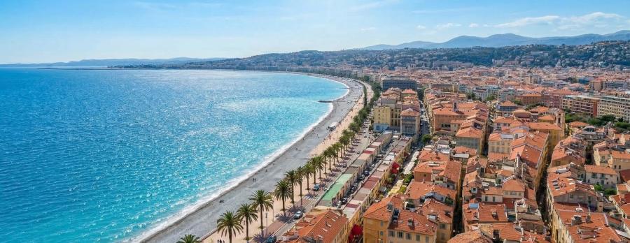 Early Bird 2026: Your hotel in the center of Nice at a discounted rate