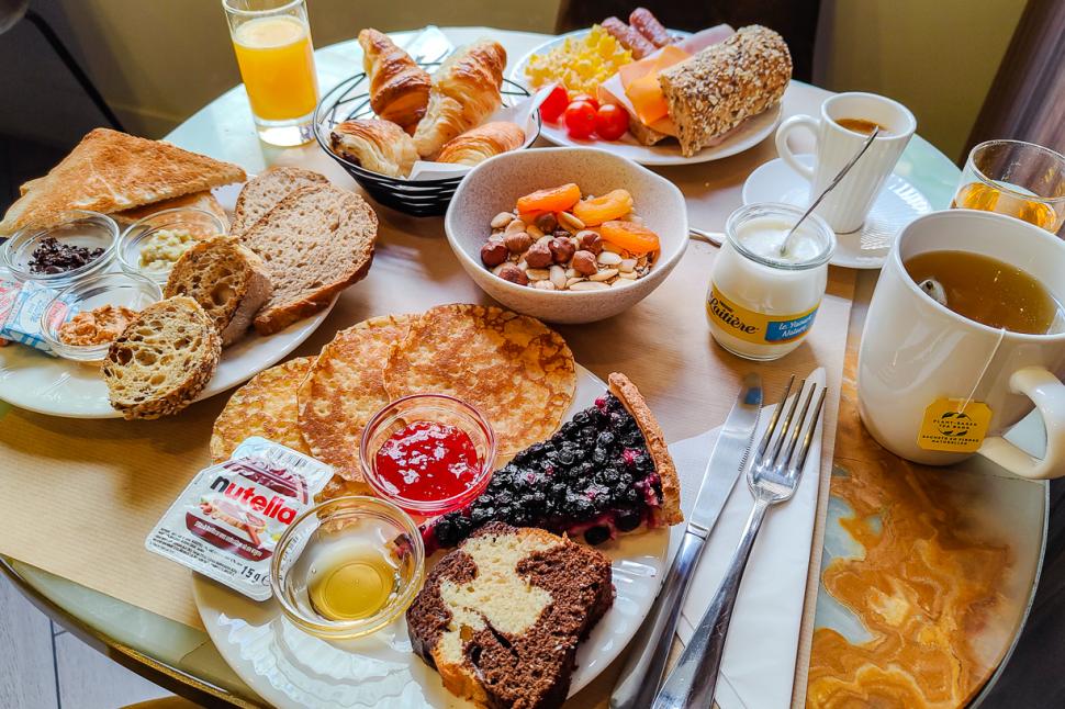 Hôtel de France Nice - buffet petit déjeuner