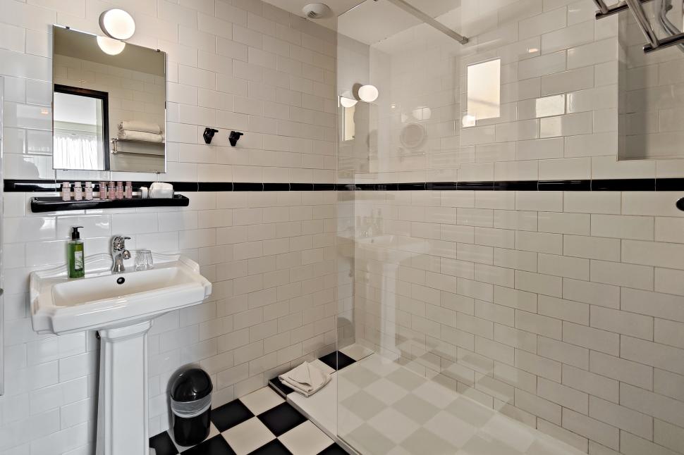 Hôtel de France Nice - salle de bain douche