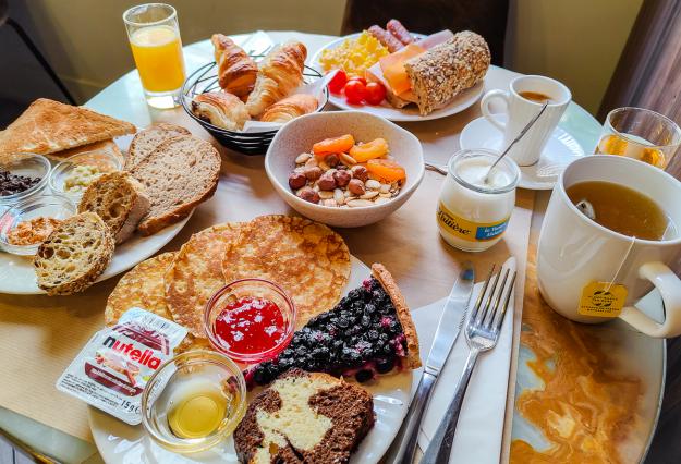 Hôtel de France Nice - un hôtel AMMI - buffet petit déjeuner