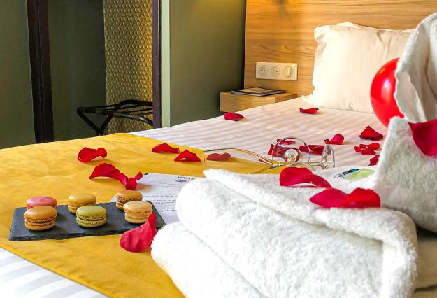 Hotel de France Nice - un hotel AMMI - romantic setting - Valentine's Day
