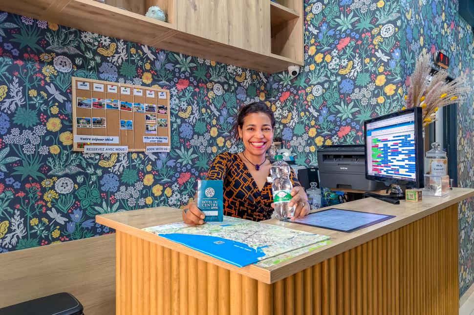 Hôtel du centre Nice - réception