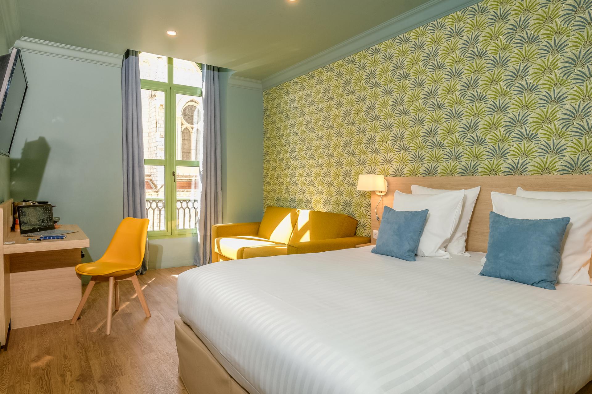 Hôtel du Centre Nice, un hôtel AMMI - Junior Suite vue Notre Dame