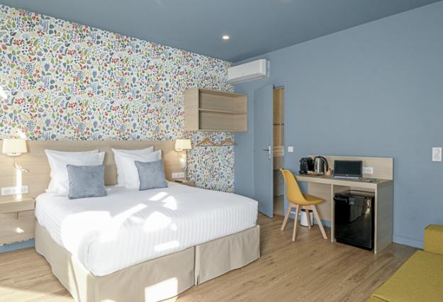 Hôtel du Centre Nice - un hôtel AMMI - quartier Jean Médecin main street of Nice