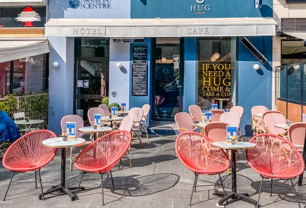 Hôtel du Centre Nice - un hôtel AMMI - terrasse HUG Café